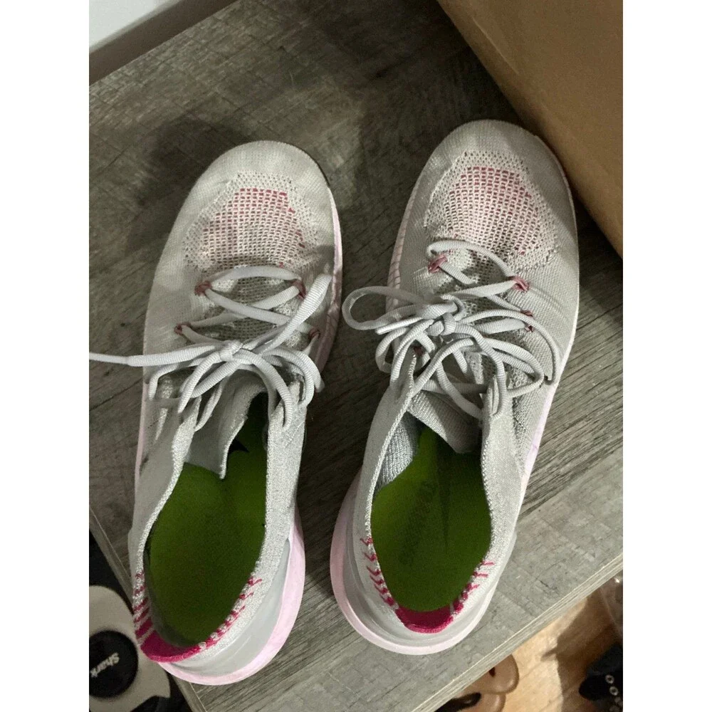 Women’s Nike Tennis Shoes